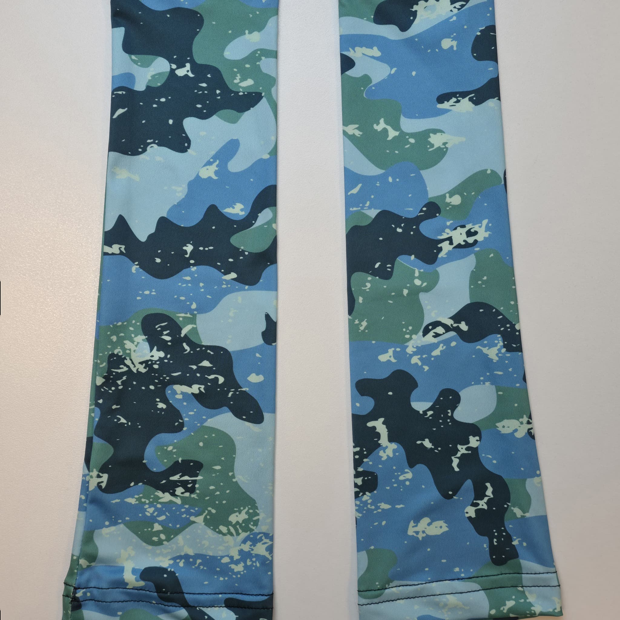 KAMUFLAJ — flat-lay